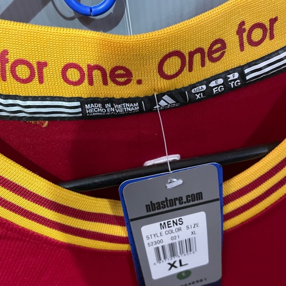 Lebron James jersey NEW - Picture 3 of 4